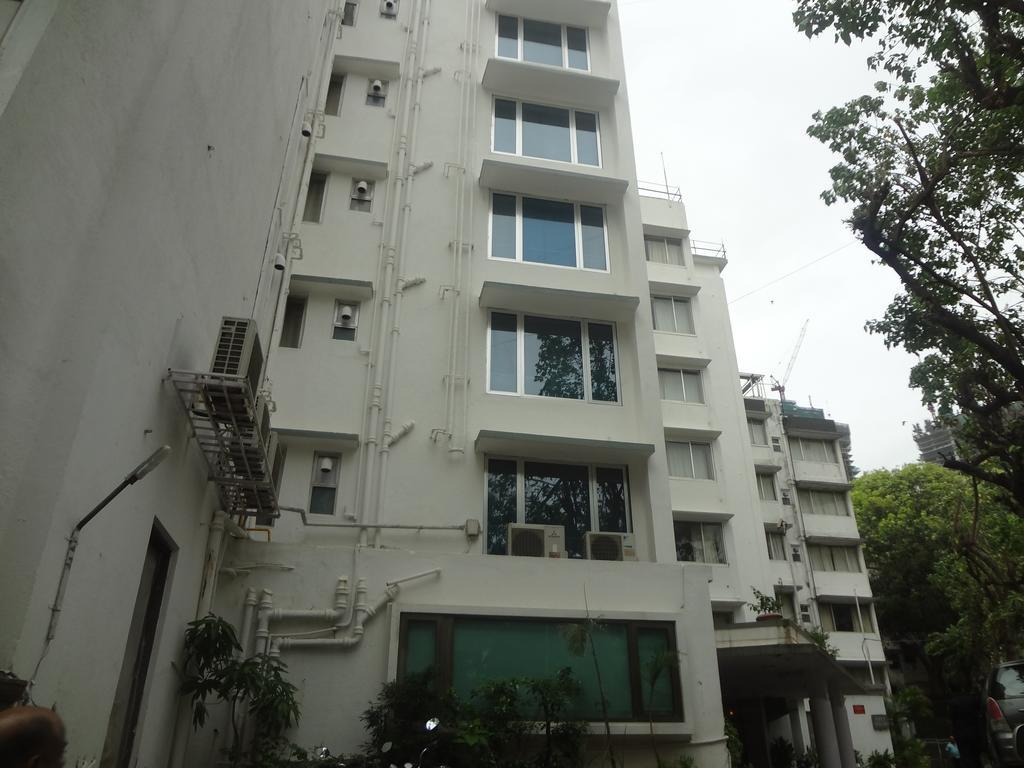 Hiltop Hotel Mumbai Exterior foto